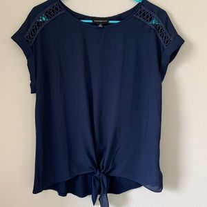 Fortune+Ivy Navy Blue Front Tie Blouse